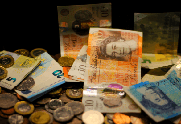uk cash isa allowance reduction​